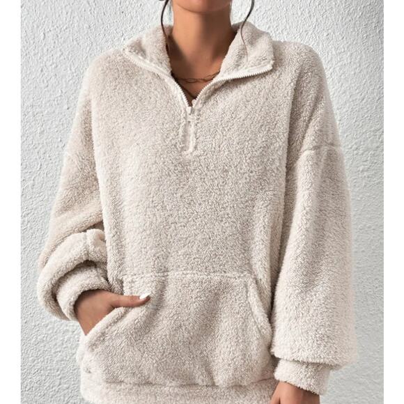 Casual Plush Stand Collar Pocket Sweatshirt | Size Medium | Chicgenes - Picture 4 of 5